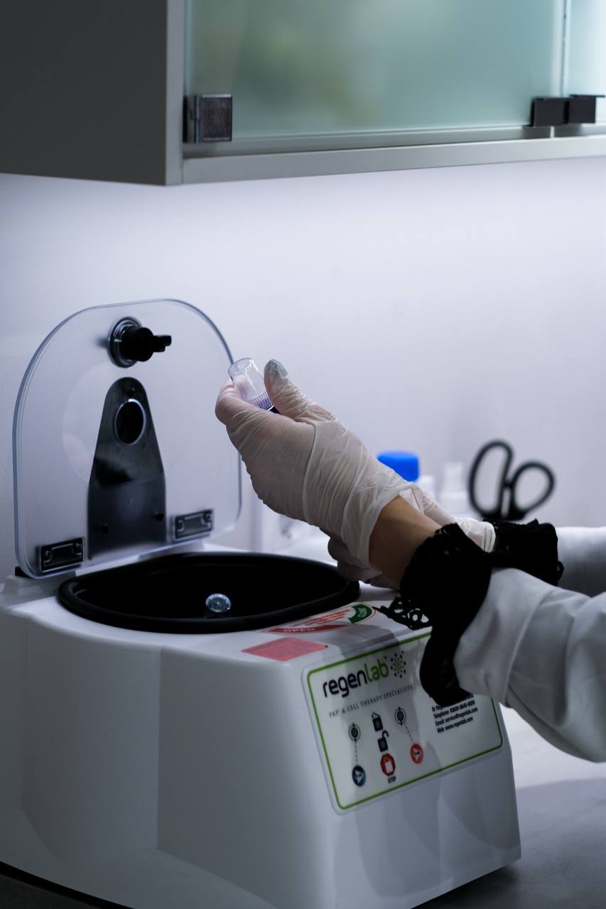 Центрифуга RegenLab для PRP-плазмотерапии